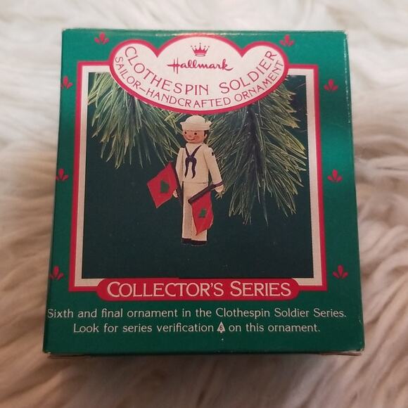 Vintage Hallmark Keepsake Ornament Clothespin Soldier 1987 - Picture 1 of 4